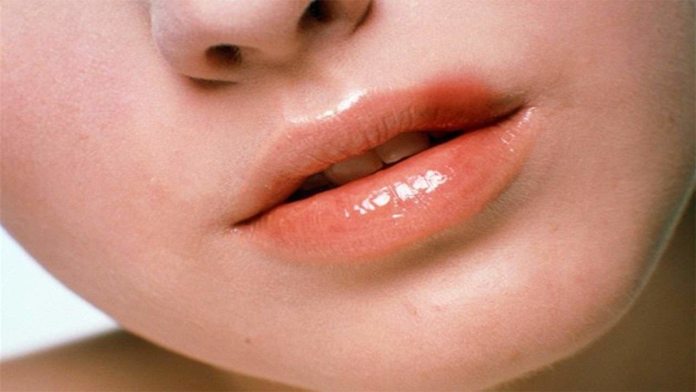 How do get rid of herpes on lips quickly?